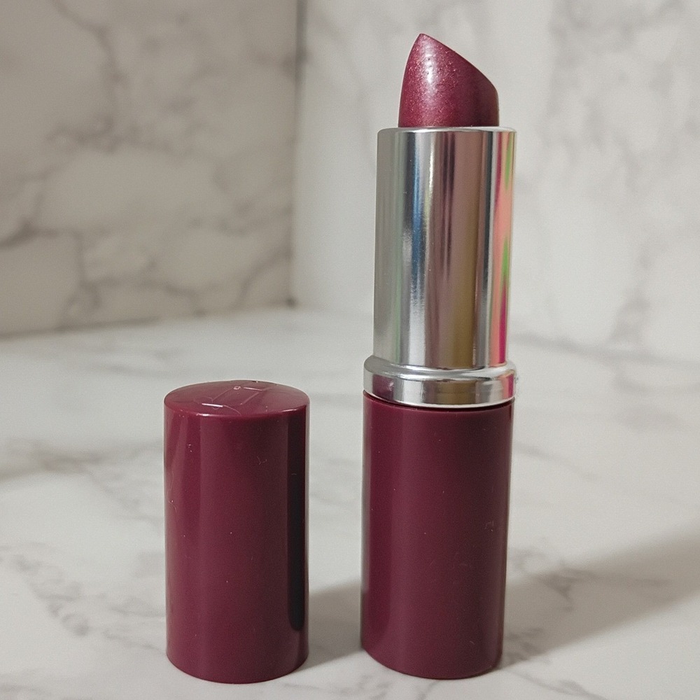CLINIQUE 5-Piece Skin Care & Lipstick Bundle - NWT - Picture 4 of 5
